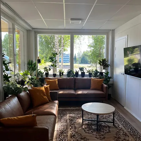 Academy ホテル 4*